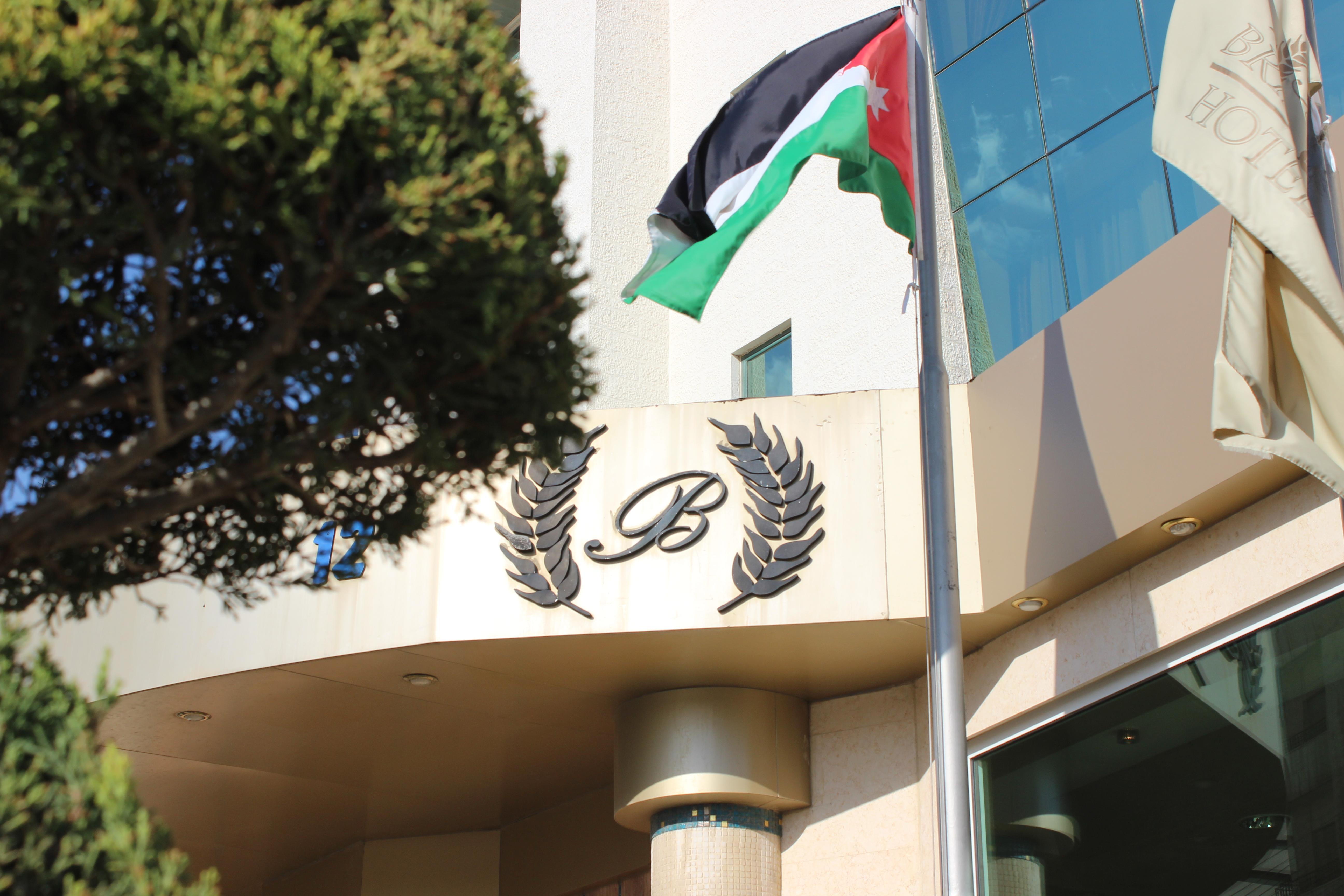 Bristol Hotel Amán Exterior foto Flag of the Arab League